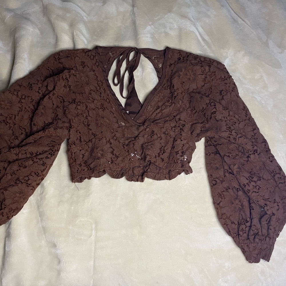 EARTHBOUND Brown Lace Crop Top